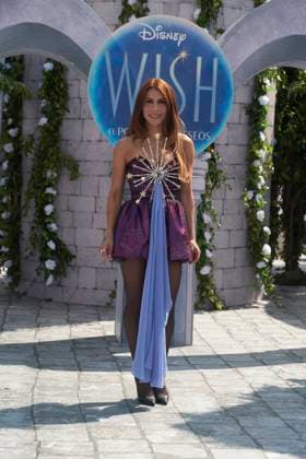November 13, 2023, Mexico City, Ciudad de Mexico, Mexico: November 12, 2023, Mexico City, Mexico: Maria Leon attends the blue carpet for Wish by Walt Disney film premiere at Cinepolis Plaza Universidad. on November 12, 2023 in Mexico City, Mexico. Mexico City Mexico - ZUMAe321 20231113_zea_e321_098 Copyright: xJaimexNogales xEyepixxGroupx
