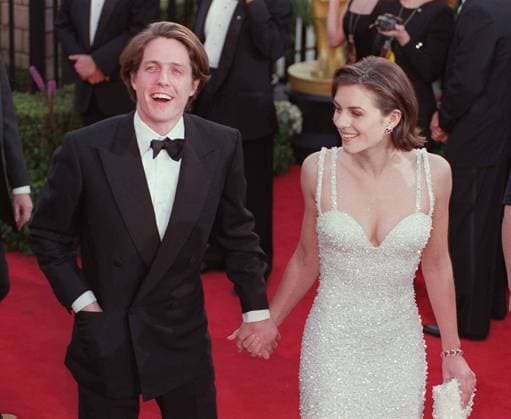 Archivbilder der Woche KW46 Hugh Grant, Elizabeth Hurley 375476 01: 3-27-95. LOS ANGELES, CA. HUGH GRANT AND ELIZABETH HURLEY AT THE 1995 OSCAR CERMONY., Credit:James Aylott Avalon USA  Copyright: xJamesxAylottx xAvalonx 0520016283