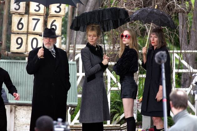 UK SALES ONLY Gwyneth Paltrow on the set of her latest movie Running with Scissors. 3732 LOS ANGELES, CALIFORNIA - Monday April 4 2005. Gwyneth Paltrow on the last day of filming her latest movie Running With Scissors . A smiling Gwyneth was joined on set by (l-r) Brian Cox, Evan Rachel Wood and Jill Clayburgh. Running with Scissors is the true story of a boy whose mother (a poet with delusions of Anne Sexton) gave him away to be raised by her psychiatrist, a dead ringer for Santa and a lunatic in the bargain. Suddenly, at age twelve, Augusten Burroughs found himself living in a dilapidated Victorian house in perfect squalor. Dr. Finch s (Brian Cox) bizarre family, a few patients and a pedophile living in the backyard shed co  Copyright: xDanielxMayerx xAvalonx 0520040688