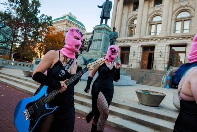 Pussy Riot films a music video to protest Indiana’s near total abortion ban in Indianapolis, USA - 14 Nov 2023 Russian activist group Pussy Riot films a music video for a song titled, God Save Abortion, to protest Indiana’s near total abortion ban, on the steps of the Indiana Statehouse in Indianapolis. Nadya Tolokonnikova, a founder of Pussy Riot, who is wanted by the Russian government, directed the filming. Indianapolis United States Copyright: xJeremyxHoganx xSOPAxImagesx 111423_JRH_PussyRiotIN_0484