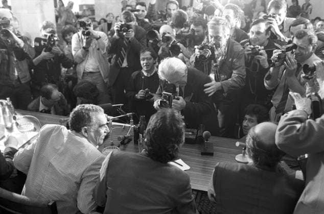 Archivbilder der Woche KW46 15th Moscow International Film Festival 5609303 13.07.1987 The 15th Moscow International Film Festival. July 6-17, 1987. Renowned Colombian writer and essayist of the 20th century, Nobel Prize winner, Gabriel Garcia Marquez during a news conference. Boris Babanov Moscow Russia  Copyright: xBorisxBabanovx
