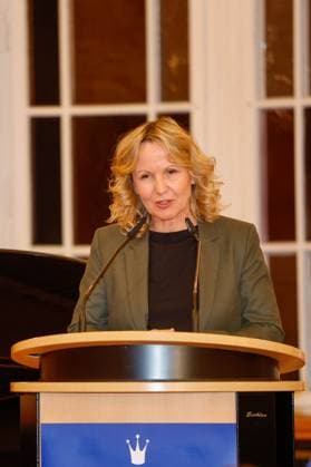 Umweltsenatorin Steffi Lembke bei derVerleihung der Goldenen Erbse 2023 im Roten Rathaus Berlin.