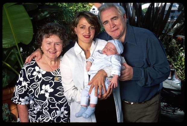 Brian Cox 2531 LOS ANGELES, CA March 1, 2002 Veteran Scottish actor Brian Cox . Half Length. pacificcoastnews.com, Credit:Alain Rolland Avalon United States  Copyright: xAlainxRollandx xAvalonx 0520096878