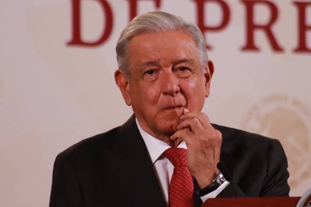 Mexican President, Lopez Obrador News Conference November 15, 2023 in Mexico City, Mexico: Mexican President, Andres Manuel Lopez Obrador, gesticulates while talk during his daily briefing conference in front of media at the National Palace. on November 15, 2023 in Mexico City, Mexico. (Photo by Carlos Santiago Eyepix Group) Copyright: x<author >x xEyepixxGroupx CS202311158168