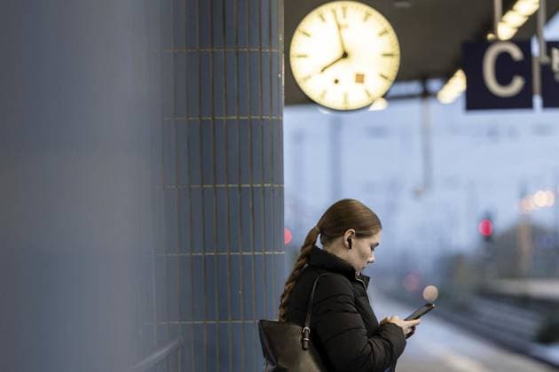 Bahnstreik in Bochum *** NUR FÜR REDAKTIONELLE ZWECKE *** EDITORIAL USE ONLY ***<p>Eindrücke vom Hauptbahnhof Bochum, fotografiert am Donnerstag, 16. November 2023. Die Lokführergewerkschaft GDL hat zum ersten bundesweiten Warnstreik in der diesjährigen Tarifrunde aufgerufen. Bahn-Reisende müssen sich auf viele Zugausfälle und Verspätungen einstellen. Copyright: BastianxHaumann *** Rail strike in Bochum FOR EDITORIAL PURPOSES ONLY EDITORIAL USE ONLY p Impressions of Bochum main station, photographed on Thursday, November 16, 2023 The train drivers union GDL has called the first nationwide warning strike in this years collective bargaining round Rail travelers must be prepared for many train cancellations and delays Copyright Basti Copyright: BastianxHaumann doc7sutn4ygk6din7d6dlo ,EDITORIAL USE ONLY