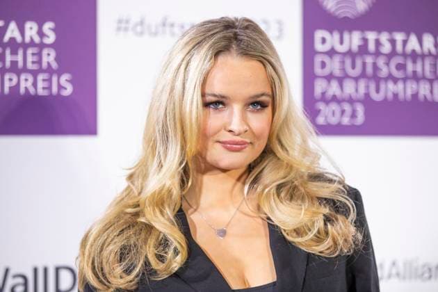 Moderatorin Nele Ludowig. DUFTSTARS 2023 - Deutscher Parfumpreis Verleihung des deutschen Parfumpreises DUFTSTARS durch die Fragrance Foundation am 16.11.2023, Rheinterrassen, Duesseldorf.