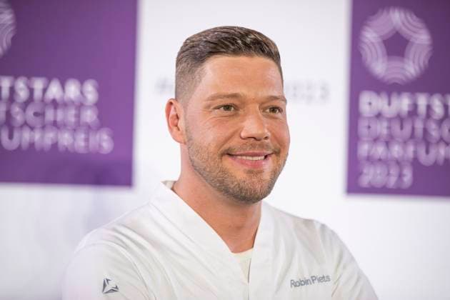 TV-Koch Robin Pietsch. DUFTSTARS 2023 - Deutscher Parfumpreis Verleihung des deutschen Parfumpreises DUFTSTARS durch die Fragrance Foundation am 16.11.2023, Rheinterrassen, Duesseldorf.