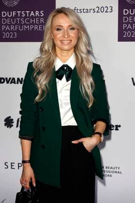 Angelina Patchouli bei der Verleihung des Deutschen Parfumpreises Duftstars 2023 auf der Rheinterrasse Düsseldorf. Düsseldorf, 16.11.2023