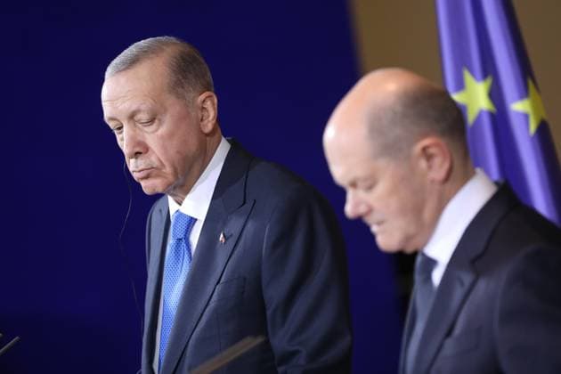 Berlin, Deutschland, 17.11.2023: Der türkische Präsident Recep Tayyip Erdogan (links) mit Bundeskanzler Olaf Scholz (rechts) im Bundeskanzleramt *** Berlin, Germany, 17 11 2023 Turkish President Recep Tayyip Erdogan on the left with Federal Chancellor Olaf Scholz on the right in the Federal Chancellery Copyright: xdtsxNachrichtenagenturx dts_26015
