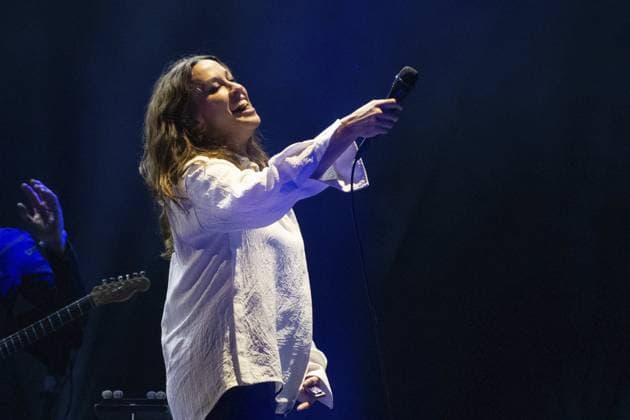 Alanis Morissette performs on stage during the day one of the Corona Capital 2023 Music Festival at Autodromo Hermanos Rodriguez. Featuring: Alanis Morissette Where: Mexico City, Mexico When: 17 Nov 2023 Credit: EyePix INSTARimages EDITORIAL USE ONLY. NOT FOR USE BY NEWSPAPERS BASED IN THE UK. Copyright: xEssenexHernandez xEyepixxGroupx 53222771