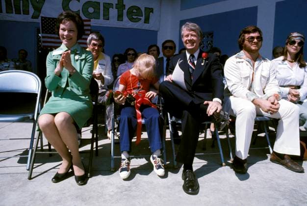 Aug 15, 1976; Washington, District of Columbia, USA; ROSELYNN, AMY and JIMMY CARTER during his campaign bid for the 1976 Presidential Election. Washington USA - ZUMAg47_ 19760815_kri_g47_436 Copyright: xArthurxGracex