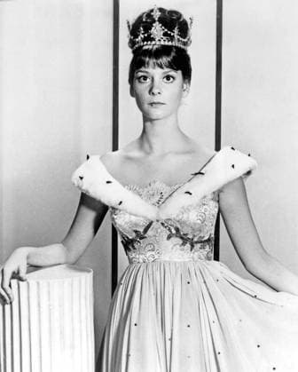 Lesley Ann Warren on-set of the TV Movie, Cinderella, 1965  Copyright: xABxArchivex jtv002654