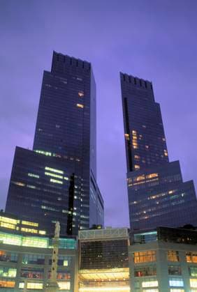 Creative Highlights World Time Warner Center, Columbus Circle, Manhattan, New York Time Warner Center, Columbus Circle, Manhattan, New York EDITORIAL USE ONLY Copyright: xx PeterxBennettx ambphotos002302