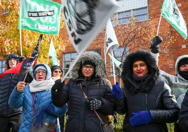 November 21, 2023, Montreal, Quebec, Canada: Quebec s Common Front of public sector employees is on strike for the next three days and will be followed by the Fo do ration autonome de l enseignement (FAE) that is set to launch its own unlimited strike on Thursday. Montreal Canada - ZUMAs278 20231121_zip_s278_012 Copyright: xSerkanxSenturkx