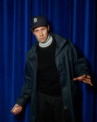 Amazon Prime Premiere - Die Discounter Steffel 3 Marc Hosemann bei der Serien Premiere zu Die Discounter - Staffel 3 von Amazon Prime im Napoleon Complex am 21.11.2023 in Berlin. Copyright: xEventpressxKochanx
