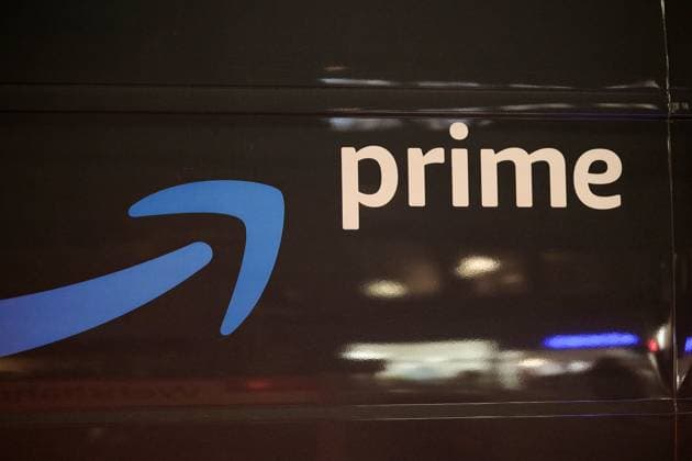 Düsseldorf 22.11.2023 Amazon Prime Paket Pakete Amazon Retouren Retoure CO2 Online shoppen einkaufen onlineshopping Internetshopping Paketboom Paketbote Onlinehandel Paketsteuer Paketversandsteuer Paketabgabe Amazonsteuer Amazon-Steuer Versandhandel Paketlieferwagen Lieferwagen Kleintransporter Düsseldorf Nordrhein-Westfalen Deutschland *** Düsseldorf 22 11 2023 Amazon Prime Parcel Parcels Amazon Returns Returns CO2 Online shopping shopping onlineshopping Internetshopping Parcel boom Parcel carrier Online trade Parcel tax Parcel shipping tax Parcel tax Amazon tax Amazon tax Mail order Parcel delivery vans Delivery vans Small vans Düsseldorf North Rhine-Westphalia Germany