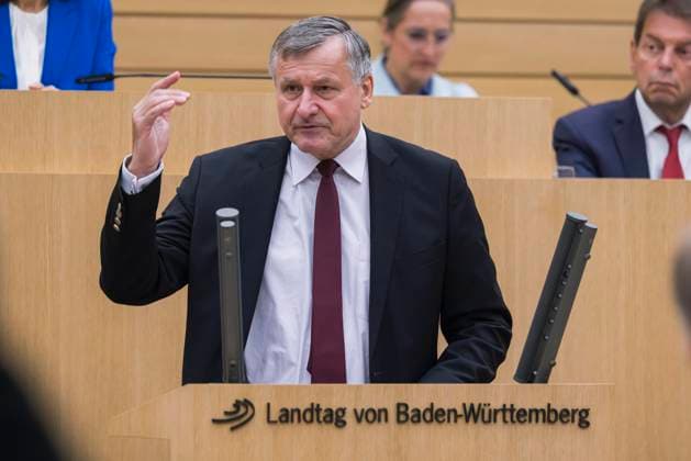 Dr. Hans-Ulrich Rülke, Vorsitzender der FDP DVP Landtagsfraktion, 74. Plenarsitzung des 17. Landtag, Stuttgart, Baden-Württemberg, Deutschland, Europa *** Dr Hans Ulrich Rülke, Chairman the FDP DVP parliamentary group, 74 Plenary session of 17 State parliament, Stuttgart, Bathing Württemberg, Germany, Europe Copyright: imageBROKER ArnulfxHettrich iblhet09745114.jpg