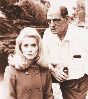 E2510790.JPG MEXICO, D.F.-Cinematografía-Cinematography-Bunuel. El director de cine Luis Bunuel acompanado de la actriz Catherine Denueve. Foto: Archivo Agencia EL UNIVERSAL. Horizontal. EDITORIAL USE ONLY  Copyright: xx x universalpix098709