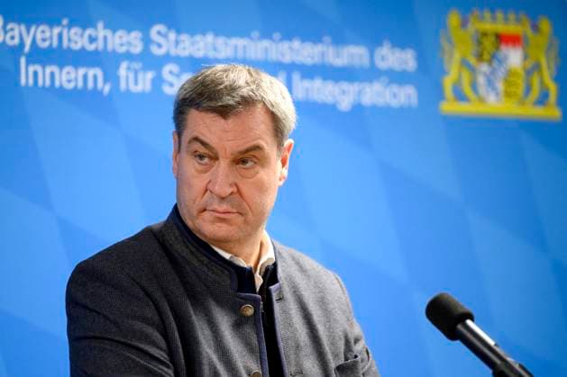 Bayerns Ministerpräsident Markus Söder (CSU) bei seinem Besuch des Landesamt für Asyl und Rückführungen (LfAR) in Ingolstadt. Ingolstadt, 23.11.2023 Bayern Deutschland *** Bavarias Minister President Markus Söder CSU during his visit to the State Office for Asylum and Returns LfAR in Ingolstadt. Ingolstadt, 23 11 2023 Bavaria Germany Copyright: xDwixAnoraganingrumx