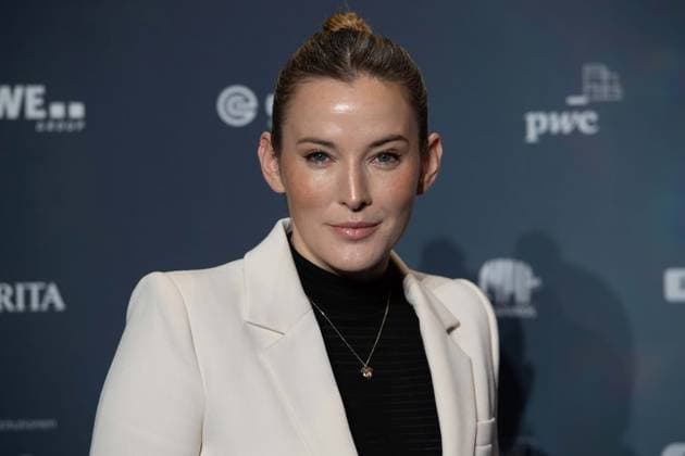 Jeannine MICHAELSEN, Moderatorin, Roter Teppich, Red Carpet Show, Ankunft, arrival, Verleihung Deutscher Nachhaltigkeitspreis in Duesseldorf am 23.11.2023.
