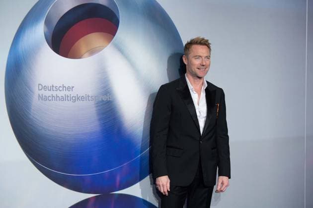 Ronan KEATING,. Saenger, Musiker, Roter Teppich, Red Carpet Show, Ankunft, arrival, Verleihung Deutscher Nachhaltigkeitspreis in Duesseldorf am 23.11.2023.