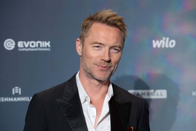 Ronan KEATING,. Saenger, Musiker, Roter Teppich, Red Carpet Show, Ankunft, arrival, Verleihung Deutscher Nachhaltigkeitspreis in Duesseldorf am 23.11.2023.