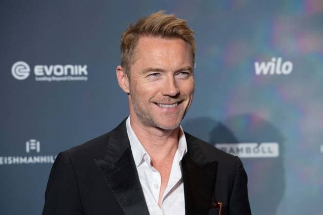 Ronan KEATING,. Saenger, Musiker, Roter Teppich, Red Carpet Show, Ankunft, arrival, Verleihung Deutscher Nachhaltigkeitspreis in Duesseldorf am 23.11.2023.