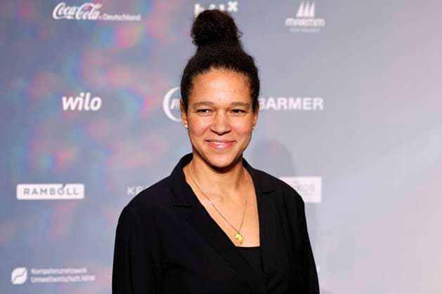 Fußballerin Celia Sasic beim 16. Deutschen Nachhaltigkeitspreis 2023 im Maritim Hotel Düsseldorf. Zum 16. Mal werden gemeinsam mit der Bundesregierung und weiteren Partnern im Düsseldorfer Martim Hotel Vorreiter der Nachhaltigkeit ausgezeichnet. Prämiert werden die Sieger der Wettbewerbe Unternehmen, Sport, Internationaler Deutscher Nachhaltigkeitspreis, Architektur und des Next Economy Awards. Düsseldorf, 24.11.2023 NRW Deutschland Copyright: xChristophxHardtx