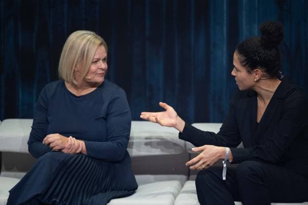 v.l. Nancy FAESER, Bundesinnenministerin, Celia SASIC, ehem. Fussballspielerin, DFB Vizepraesidentin, Verleihung Deutscher Nachhaltigkeitspreis in Duesseldorf am 24.11.2023.