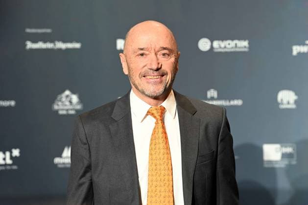 Deutscher Nachhaltigkeitspreis 2023 am 24.11.2023 im Maritim Hotel in Düsseldorf Christian Neureuther ( Ski-Legende )