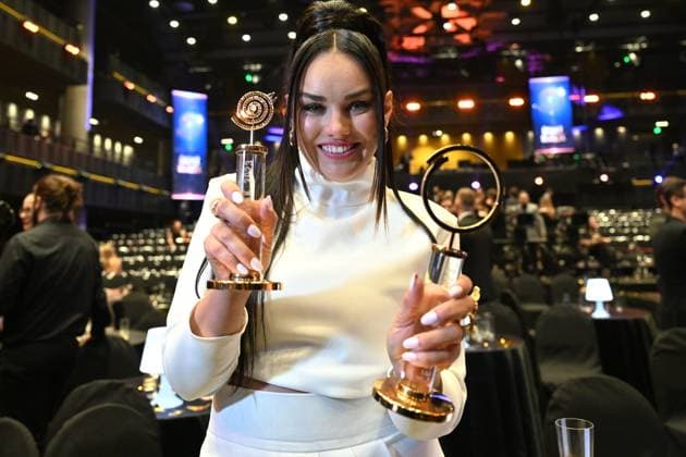 Polish-Czech singer Ewa Farna won the female singer category of the Czech Nightingale pop music poll and became absolute winner with the most fan votes, in Prague, Czech Republic, November 24, 2023. (CTKxPhoto MichaelaxRihova) CTKPhotoP2023112500061  CTKPhotoP2023112500061