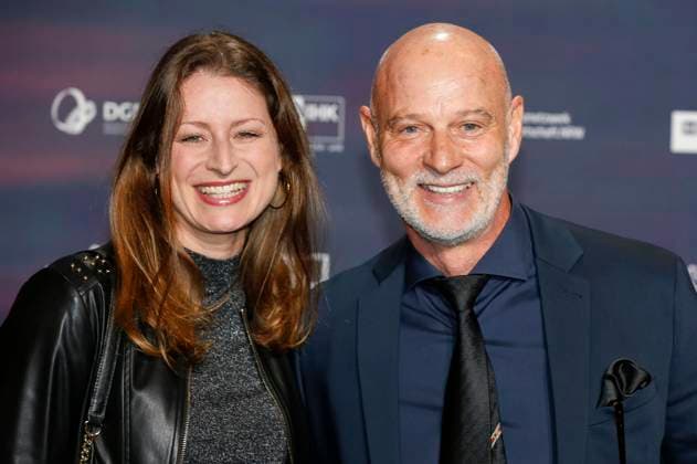 Tina Rottensteiner und Simon Licht bei der Verleihung des 16. Deutschen Nachhaltigkeitspreises 2023 im Maritim Hotel. Düsseldorf, 24.11.2023
