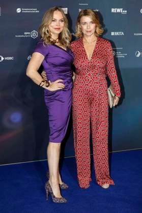 Regina Halmich und Tina Ruland bei der Verleihung des 16. Deutschen Nachhaltigkeitspreises 2023 im Maritim Hotel. Düsseldorf, 24.11.2023