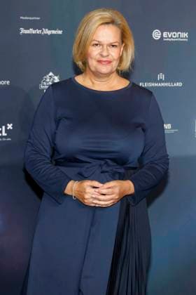 Nancy Faeser bei der Verleihung des 16. Deutschen Nachhaltigkeitspreises 2023 im Maritim Hotel. Düsseldorf, 24.11.2023