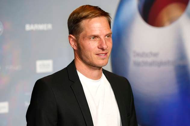Sebastian Steudtner bei der Verleihung des 16. Deutschen Nachhaltigkeitspreises 2023 im Maritim Hotel. Düsseldorf, 24.11.2023