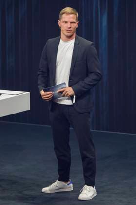 Sebastian Steudtner bei der Verleihung des 16. Deutschen Nachhaltigkeitspreises 2023 im Maritim Hotel. Düsseldorf, 24.11.2023