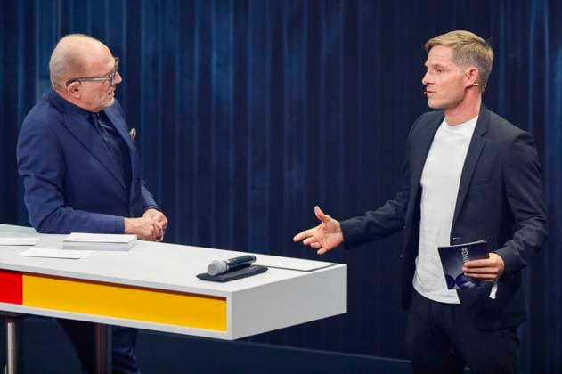 Stefan Schulze-Hausmann und Sebastian Steudtner bei der Verleihung des 16. Deutschen Nachhaltigkeitspreises 2023 im Maritim Hotel. Düsseldorf, 24.11.2023
