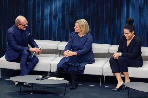 Stefan Schulze-Hausmann, Nancy Faeser und Celia Sasic bei der Verleihung des 16. Deutschen Nachhaltigkeitspreises 2023 im Maritim Hotel. Düsseldorf, 24.11.2023
