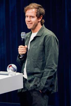 Sebastian Vettel bei der Verleihung des 16. Deutschen Nachhaltigkeitspreises 2023 im Maritim Hotel. Düsseldorf, 24.11.2023