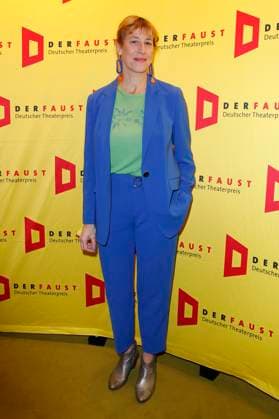 Helene Grass bei der Verleihung des 18. Deutschen Theaterpreises Der Faust 2023 im Thalia Theater. Hamburg, 25.11.2023