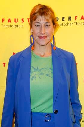 Helene Grass bei der Verleihung des 18. Deutschen Theaterpreises Der Faust 2023 im Thalia Theater. Hamburg, 25.11.2023