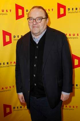 Gustav Peter Wöhler bei der Verleihung des 18. Deutschen Theaterpreises Der Faust 2023 im Thalia Theater. Hamburg, 25.11.2023