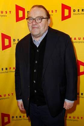 Gustav Peter Wöhler bei der Verleihung des 18. Deutschen Theaterpreises Der Faust 2023 im Thalia Theater. Hamburg, 25.11.2023