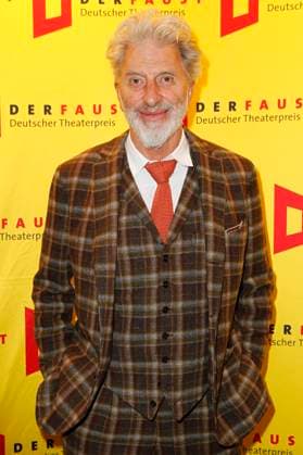Rufus Beck bei der Verleihung des 18. Deutschen Theaterpreises Der Faust 2023 im Thalia Theater. Hamburg, 25.11.2023