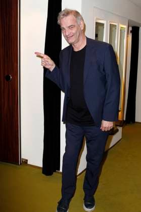 Heinrich Schafmeister bei der Verleihung des 18. Deutschen Theaterpreises Der Faust 2023 im Thalia Theater. Hamburg, 25.11.2023