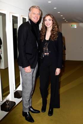 Jörg Pilawa mit Tochter Emmy bei der Verleihung des 18. Deutschen Theaterpreises Der Faust 2023 im Thalia Theater. Hamburg, 25.11.2023