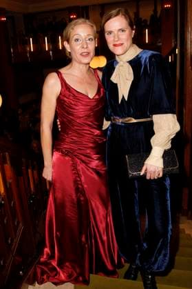 Natalie O Hara und Fritzi Haberlandt bei der Verleihung des 18. Deutschen Theaterpreises Der Faust 2023 im Thalia Theater. Hamburg, 25.11.2023
