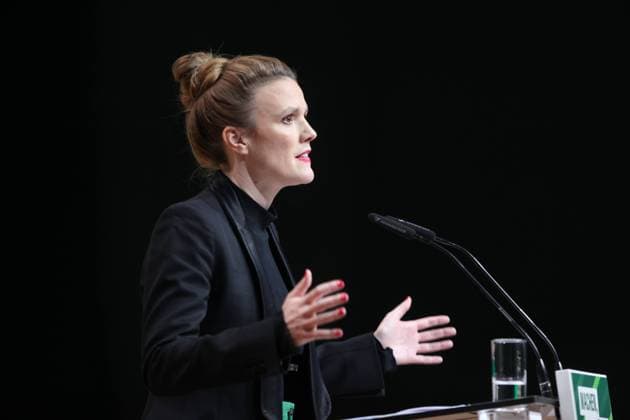 Karlsruhe, Baden-Württemberg, Deutschland, 26.11.2023: 49. Bundesdelegiertenkonferenz der Partei Bündnis90 Die Grünen: Terry Reintke, Spitzenkandidatin für die Europawahl *** Karlsruhe, Baden Württemberg, Germany, 26 11 2023 49 Federal Delegates Conference of the Bündnis90 Die Grünen party Terry Reintke, top candidate for the European elections Copyright: xdtsxNachrichtenagenturx dts_26498