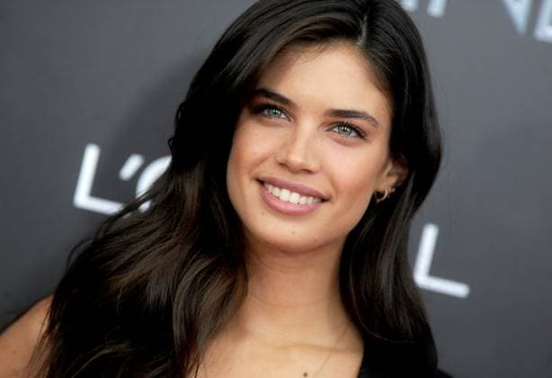 The Age Of Adaline New York Premiere - Arrivals Sara Sampaio attends The Age of Adaline premiere at AMC Loews Lincoln Square 13 theater on April 19, 2015 in New York City., Credit:Dennis Van Tine Avalon  Copyright: xDennisxVanxTinex xAvalonx 0523897632
