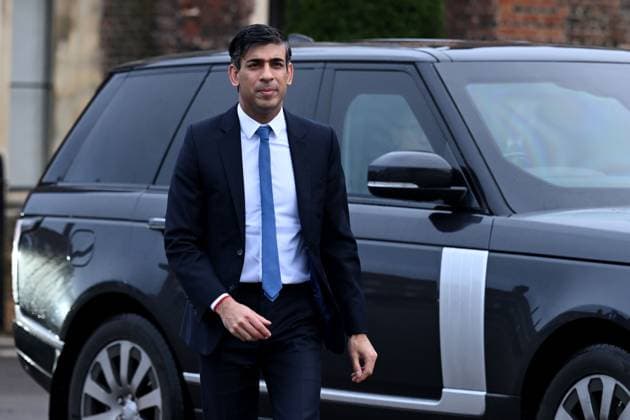 Global Investment Summit, London, UK - 27 Nov 2023 Rishi Sunak PM arrives at Hampton Court Palace London 27 November 2023, Credit:James Veysey Shutterstock Avalon  Copyright: xJamesxVeysey Shutterstockx xAvalonx 0824568787
